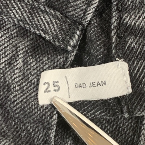 Pacsun Jeans Womens 25  Black Denim Dad Jean Distressed Baggy High‎ Rise 25x30 - Picture 7 of 16